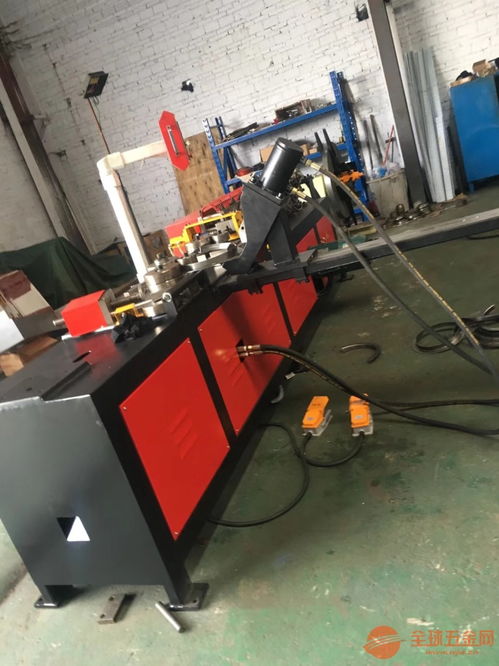 玉林市螺旋风管圆法兰成型机价格及船舶风管应用分析